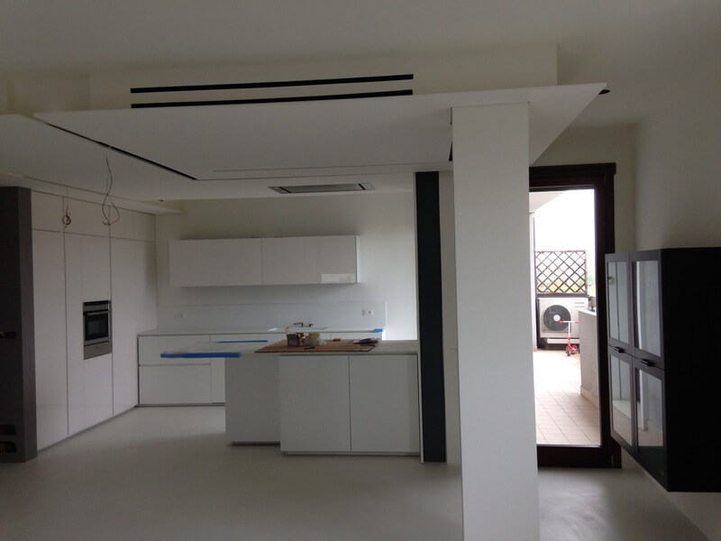 Impianto con diffusori lineari e soluzioni architettoniche