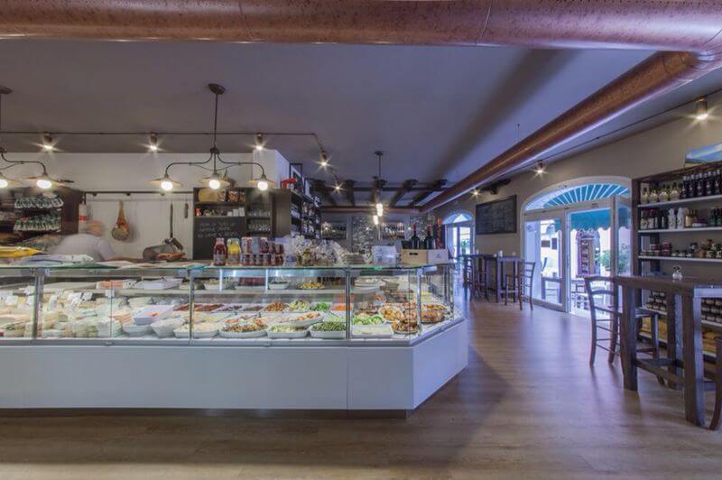 Impianto di riscaldamento-raffrescamento in un locale ortoalimentari